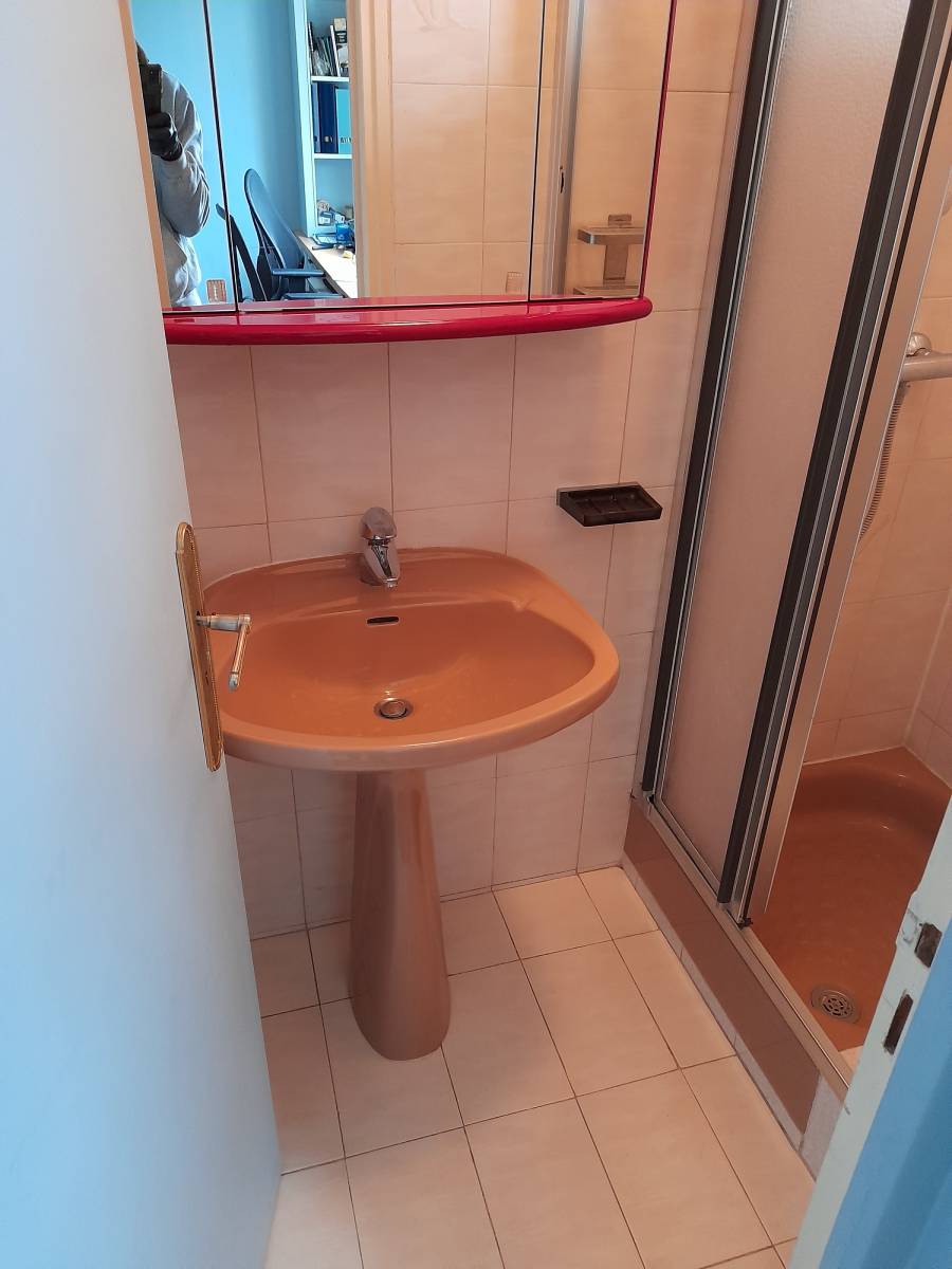 R&eacute;novation compl&egrave;te d'une petite salle de bain image 3