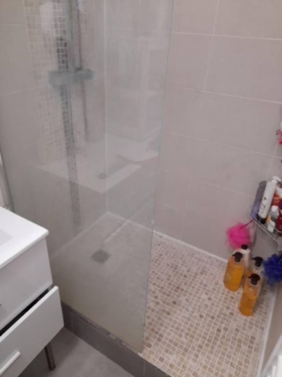 Remplacement de receveur de douche image 2