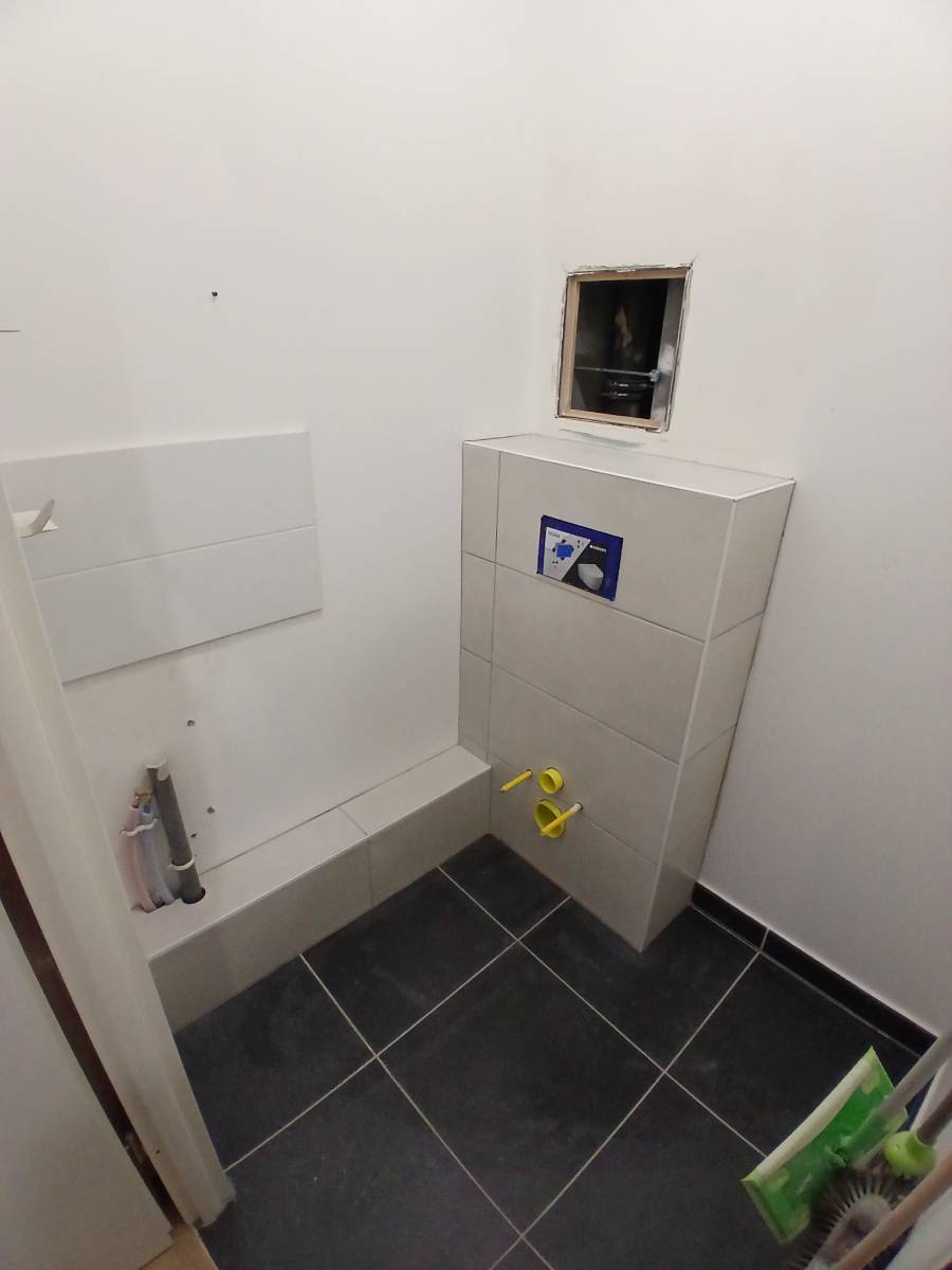R&eacute;novation de WC : remplacement d'un WC classique par un WC suspendu image 7